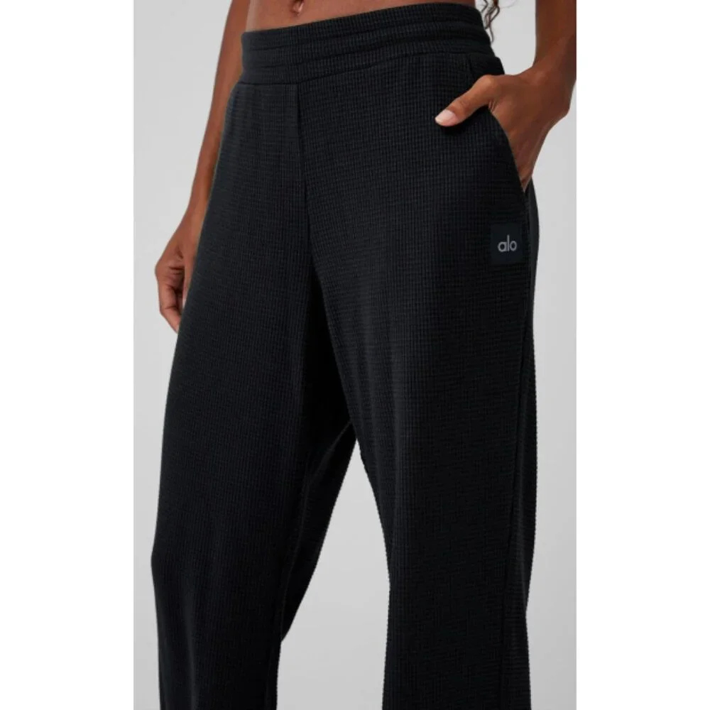 Alo Waffle Weekend Escape Joggers Black High-Rise Waist Thermal Sweats Sweatpant